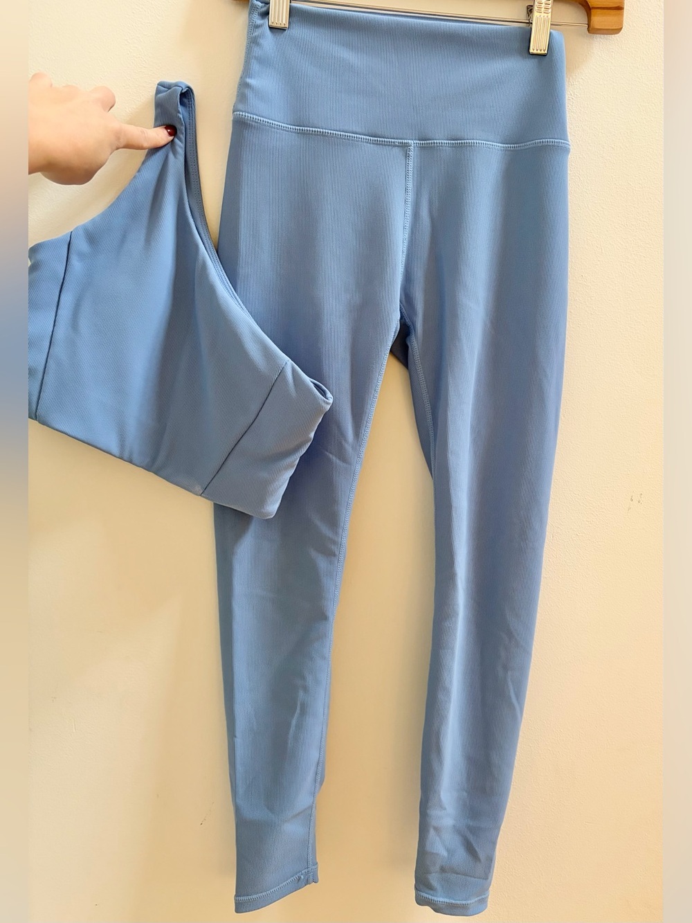 WILO RIBBED MATCHING ACTIVEWEAR SET - Picture 2 of 5